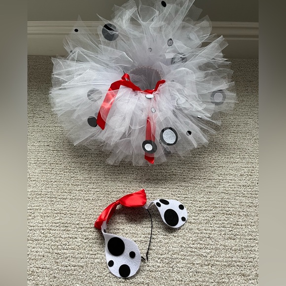 Dalmatian tutu and headband, child size 2-3 - Picture 1 of 3